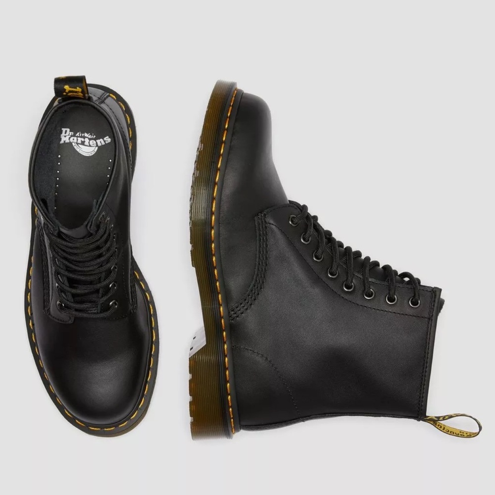 DR. MARTENS 1460 SOFTY T LEATHER LACE UP BOOTS, BLACK SZ 6